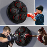 جهاز ملاكمة موسيقي يُثبّت على الحائط مع مكبر صوت بلوتوث