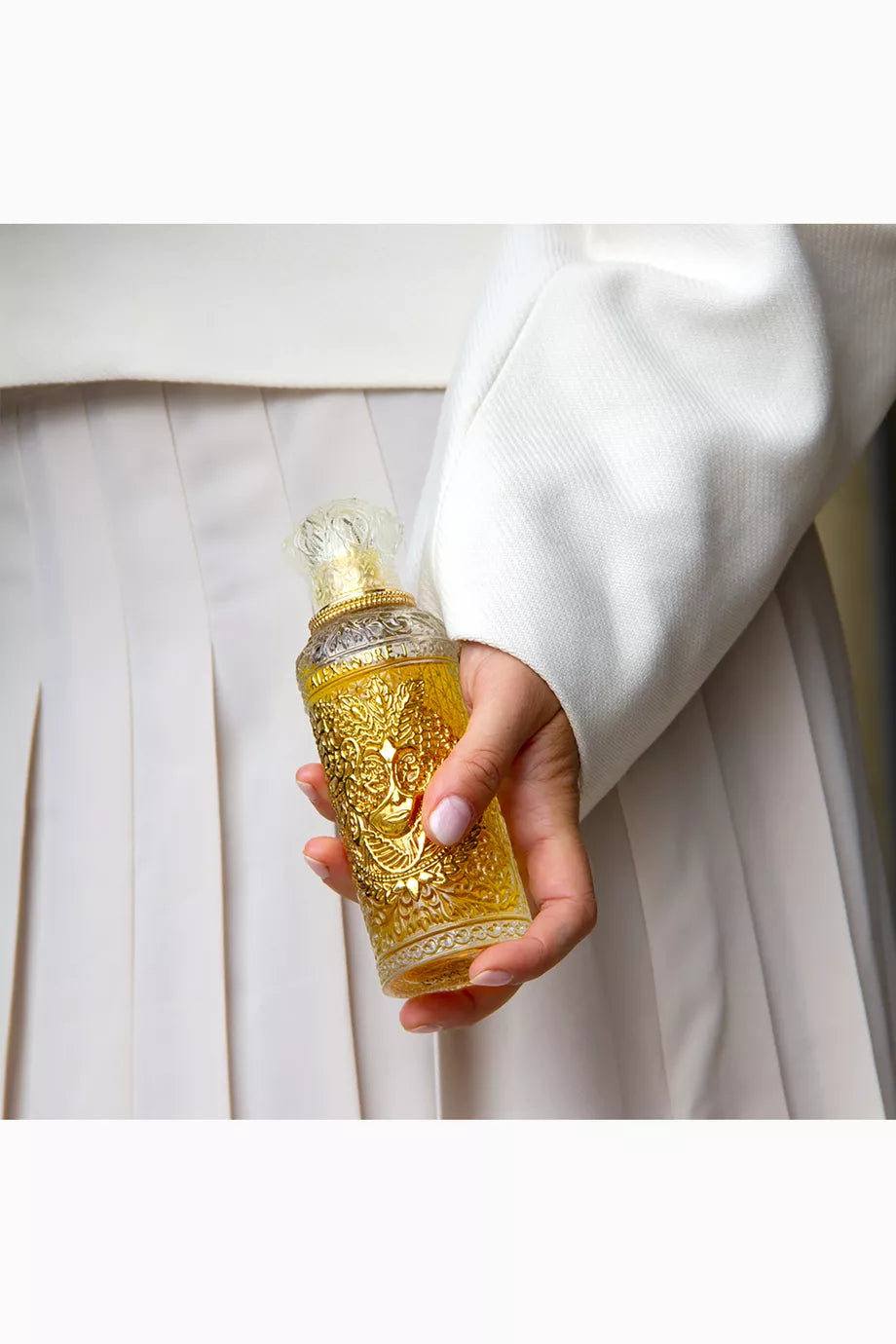 عطر Alexandre J Oriental Enigma أو دي بارفان للجنسين - 100 مل