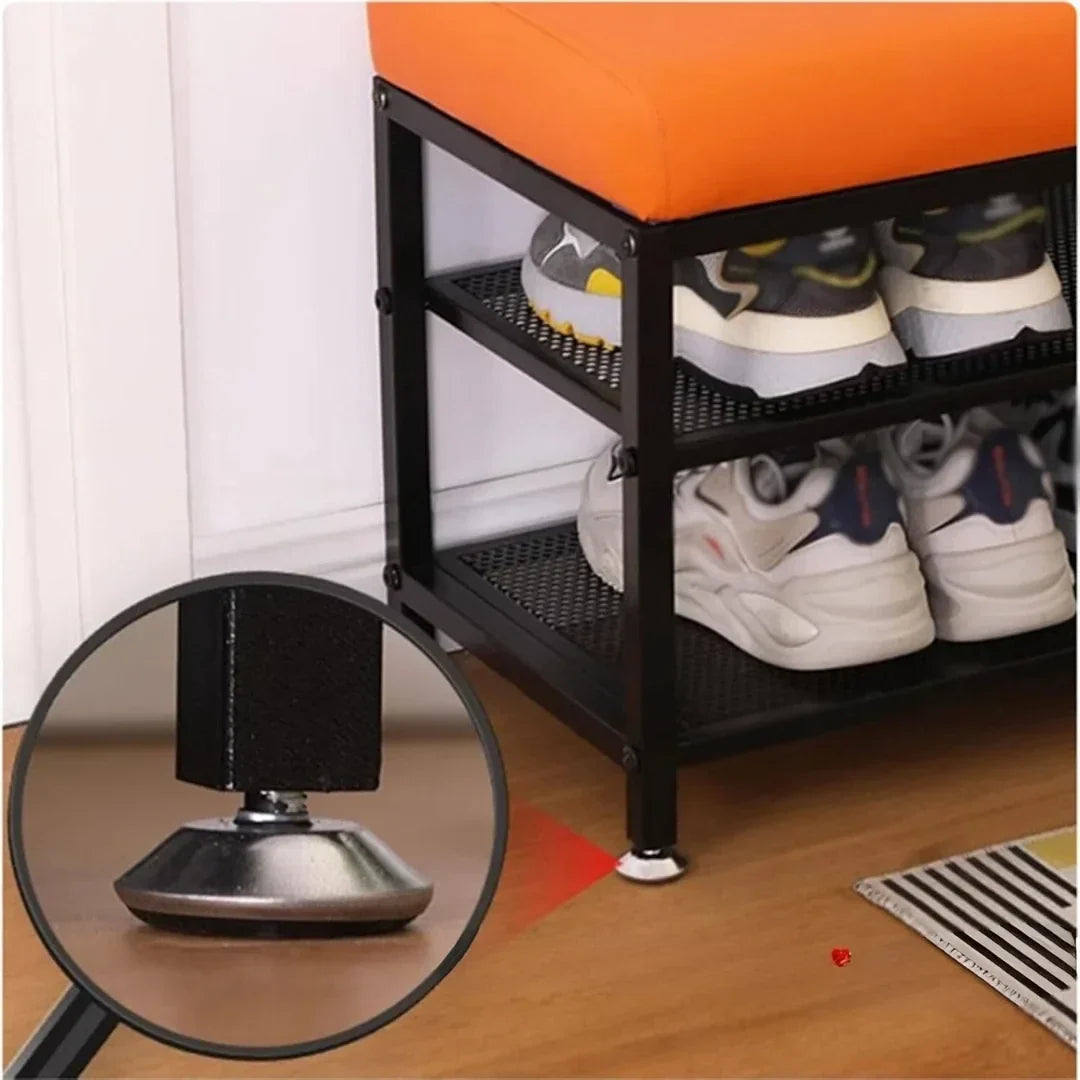 مقعد مبطن مع رفّين لتخزين الأحذية
