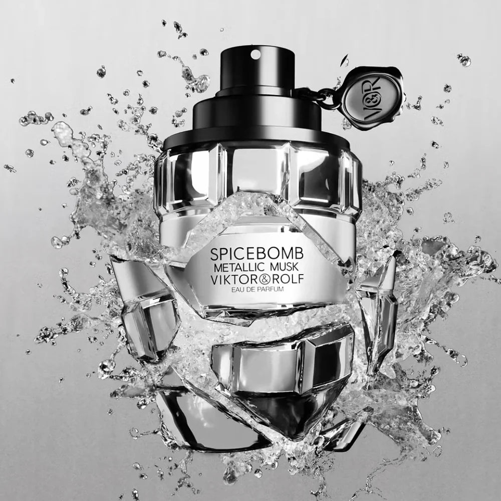 عطر فيكتور أند رولف Spicebomb Metallic Musk أو دي بارفان للرجال - 90 مل